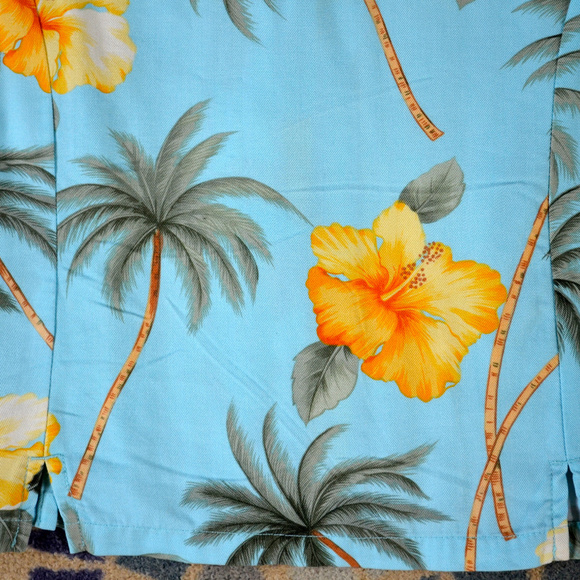 Sleeveless Hawaiian Shirt by Jamaica Bay - Picture 5 of 8